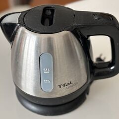 ティファール電気ポット（0.8L）