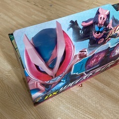 仮面ライダーリバイスドライバー　変身ベルトの画像