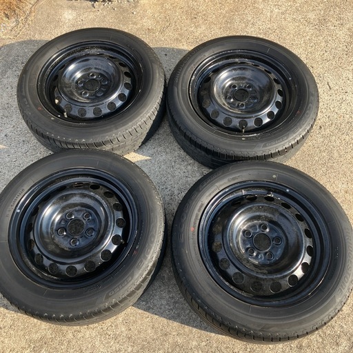 シエンタ　スタッドレスタイヤ4本セット