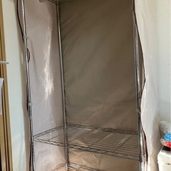 
目隠し付ハンガーラック　28日までの画像
