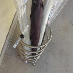 傘立て&傘の画像