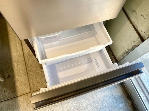 仙台市内トラック荷台渡し無料！ 美品 日立 265L 冷蔵庫 3ドア ライトゴールド 中古 家電 買取 仙台 2020年製 