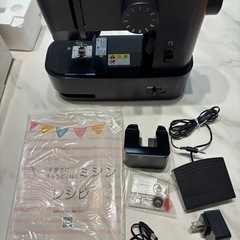 お取引中　
子育てにちょうどいいミシンの画像