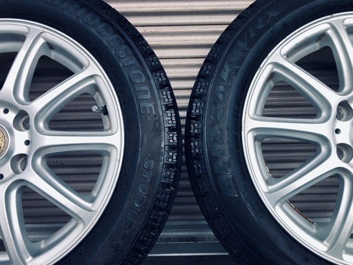 冬タイヤ ★ 195/55R15 ★ PCD114のアルミ付き ★ 深溝バリ山スタッドレス 4本組 ★ シビック ステップWGN ヴォ