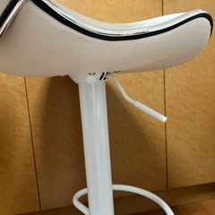 ハイチェア　ホワイトカラーの画像