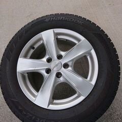 さらに値下げスタッドレスタイヤの画像