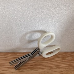 受渡決定　3連シュレッダーはさみ　使用済み