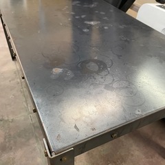 MILLS テーブルの画像