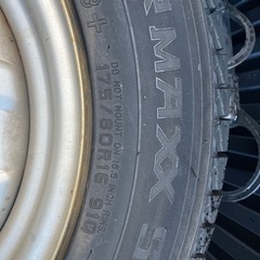 スタッドレスタイヤ　　ジムニーなど　175/80R 16の画像