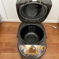 象印　炊飯器の画像