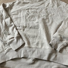 しまむら ロゴ刺繍プルオーバー