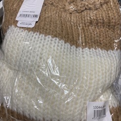 新品 Vネックボーダーニットトップスの画像