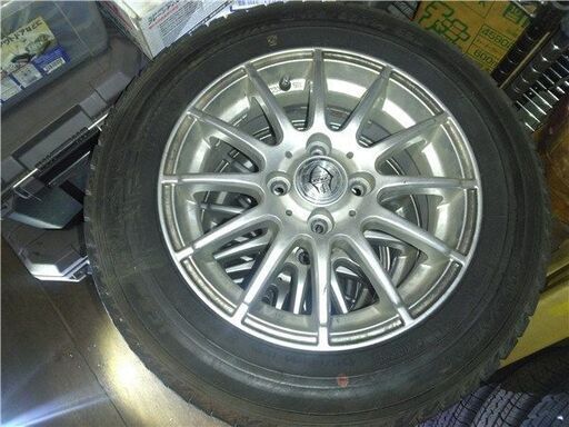 １４インチ　１７５－６５R-14　　まだまだ十分使えます　（個人の感想）引き取りのみ