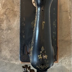 singer アンティークミシン　の画像