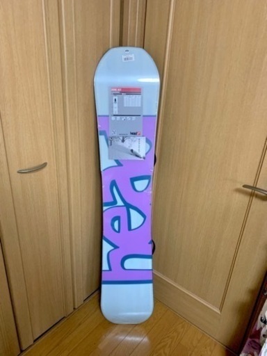 【新品】スノーボード 142cm (head)