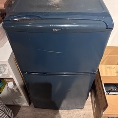 コンパクト2ドア冷蔵庫　しっかり冷えてます
