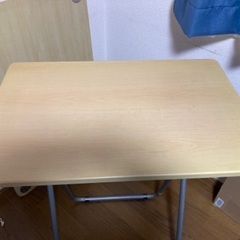 お取引中　折りたたみテーブル(デスク)の画像