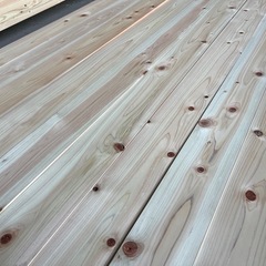 【特価品】ヒノキ 4000×30×90(mm) バラ売り！デッキ、下地、DIYなどに。在庫88本ありますので複数の方へ販売できます。の画像