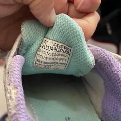 スケッチャーズ18cmの画像
