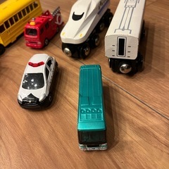 車おもちゃの画像