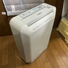 TOSHIBA衣類乾燥付き除湿機