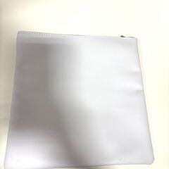 カルバンクライン　ポーチの画像
