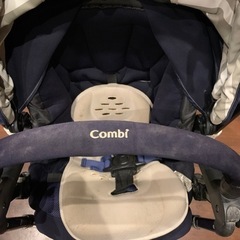 コンビ　ベビーカーの画像