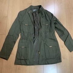 H&M カーキ 上着　レディース