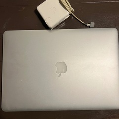MacBook Pro (Retina, 15-inch, Mid 2015)の画像