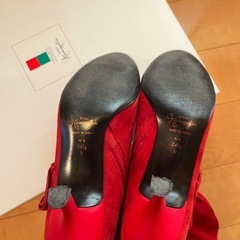 【ginza　kanematsu】ショートブーツ24.5cm【赤スウェード】の画像
