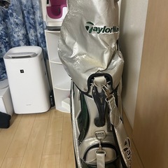 ゴルフバックの画像