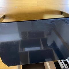 テーブル