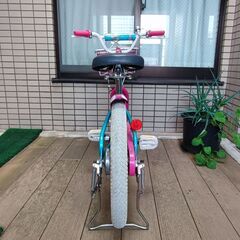 子供用自転車　女の子　18インチの画像