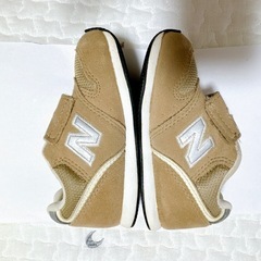 ニューバランス ベージュ 14cmの画像