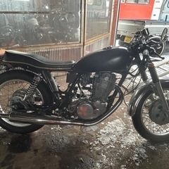 新春大特価‼️ヤマハ　SR400 1JR の画像