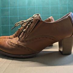 Shutte レースアップパンプス（エーコン）の画像