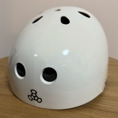 【中古美品】『triple8 NYC』キッズ用自転車ヘルメット ...
