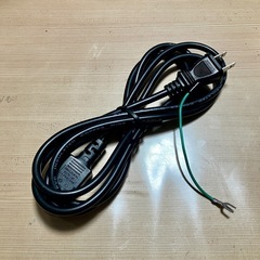 パソコン　AC電源ケーブル