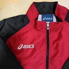 ASICS（アシックス）ウィンドブレーカー上下セット　レッド・ブラックの画像