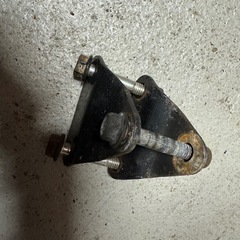 gn125エンジンステー　エンジンマウント　エンジンハンガー　バ...