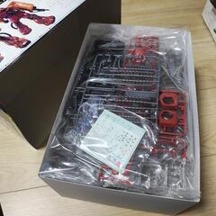 ガンプラ　MG シャア専用ザクII ソリッドクリアの画像