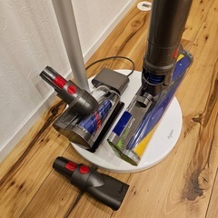 【美品】ダイソン Dyson Micro Plus (SV33 FF PL)の画像