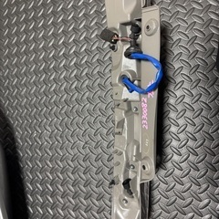 アイシス　クリアテール　左　美品の画像