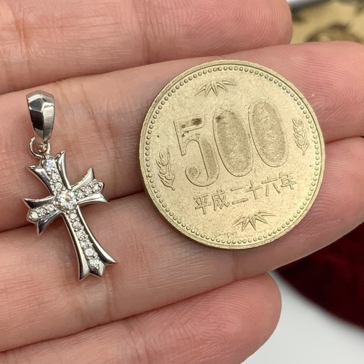 ダイヤモンド　クロス　ペンダント　pt950 ベイビーファット風　4.6g
