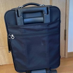 マリークワント　スーツケースの画像