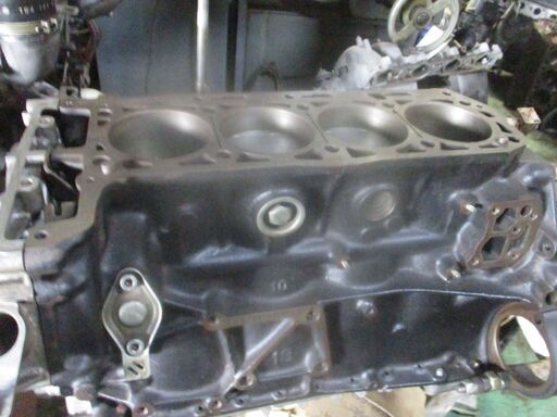 Mベンツ190E-23-16Vエンジンショートブロツク販売