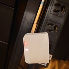 【美品】11bgn 300Mbps 無線LAN中継器 WTC-300HWHの画像