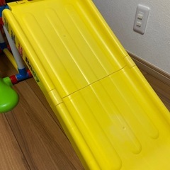 滑り台
の画像