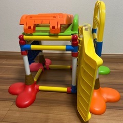 滑り台
の画像