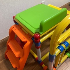 滑り台
の画像